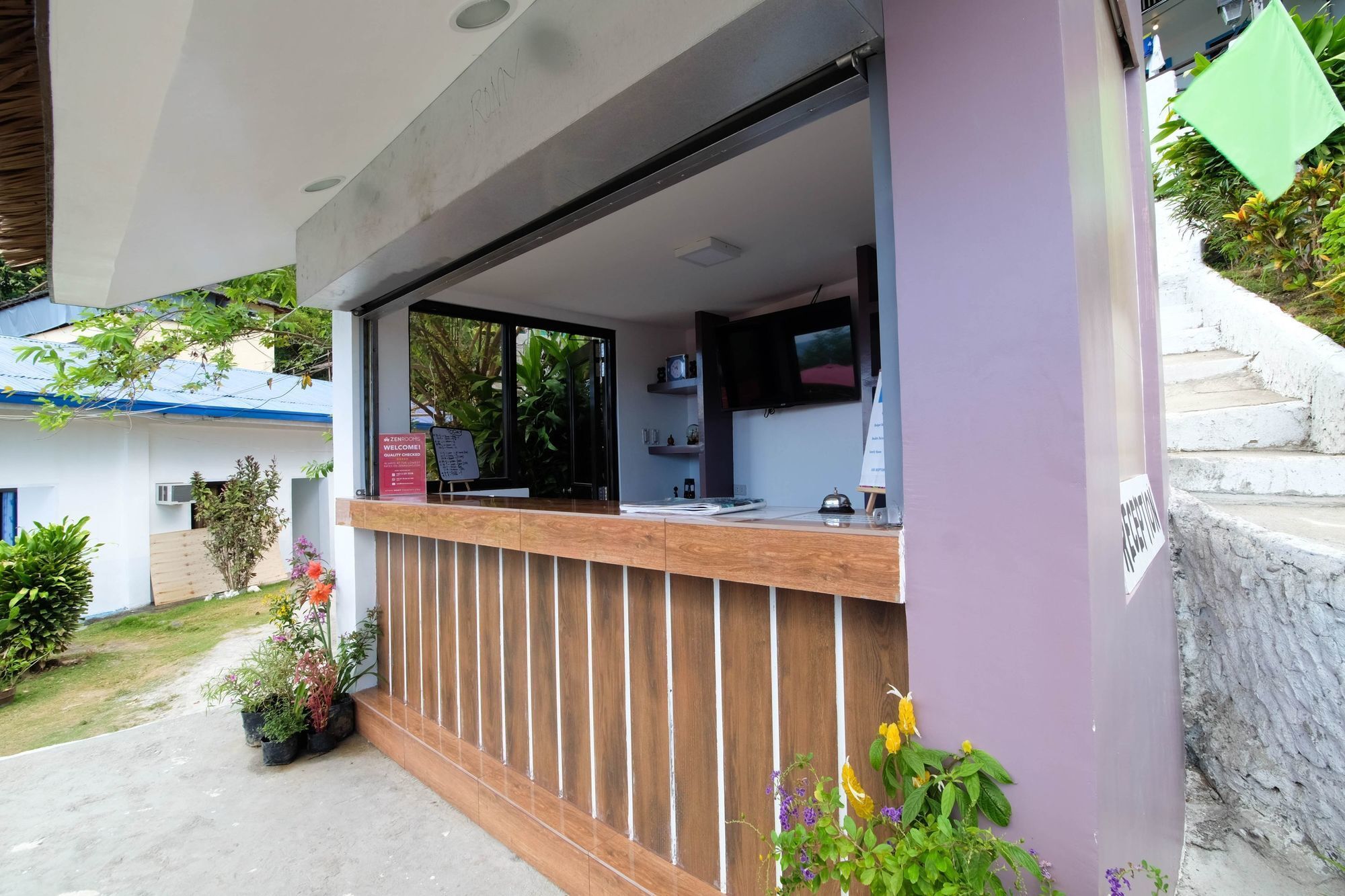 Zen Rooms Sabang Beachview Puerto Galera Exterior photo